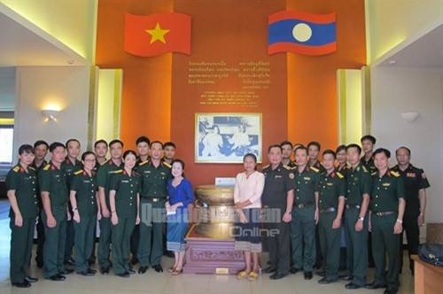 越老青年军官携手培育两国特殊团结关系 ảnh 2