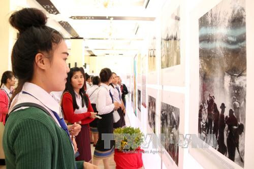 “1961至1975年时期传奇的胡志明小道老挝段”图片展在老挝开展 ảnh 3 “1961至1975年时期传奇的胡志明小道老挝段”图片展在老挝开展 ảnh 3