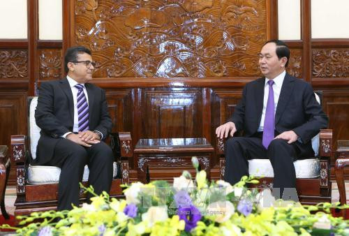 越南国家主席陈大光会见巴勒斯坦驻越大使萨阿迪•萨拉马 ảnh 1 越南国家主席陈大光会见巴勒斯坦驻越大使萨阿迪•萨拉马 ảnh 1