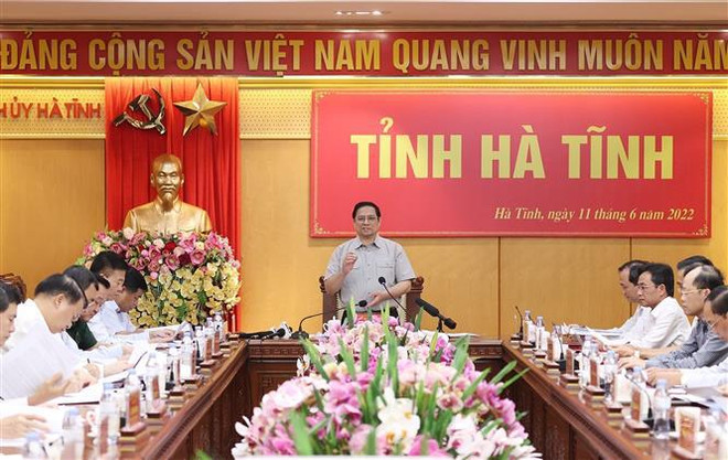 范明政总理:河静省应充分发挥集体智慧 实现跨越式发展 ảnh 1 范明政总理:河静省应充分发挥集体智慧 实现跨越式发展 ảnh 1