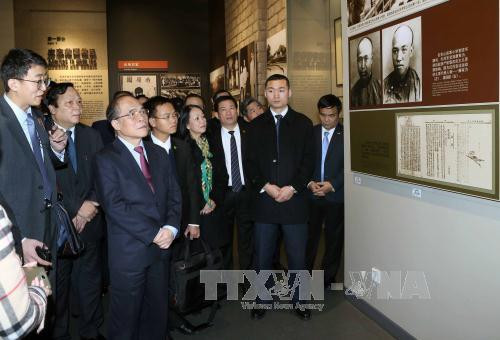 国会主席阮生雄会见中国湖南省委书记、省人大常委会主任徐守盛 ảnh 4