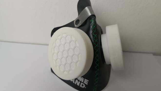 Covid-19:意大利医生对越南的深刻感情 ảnh 1 Covid-19:意大利医生对越南的深刻感情 ảnh 1