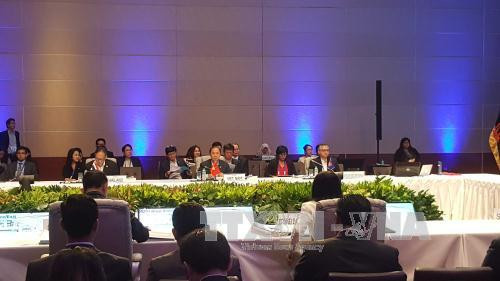 东盟高官会在菲律宾举行 讨论落实第30届东盟峰会共识的措施 ảnh 2