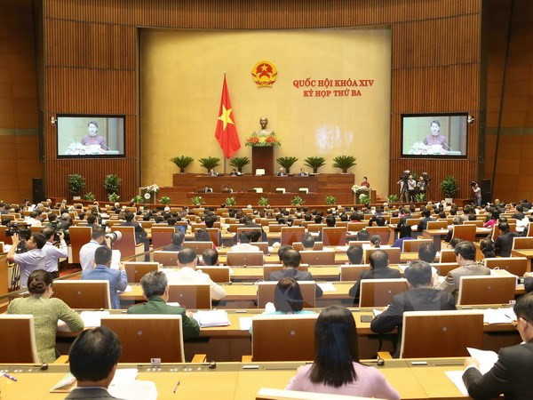 越南第十四届国会第三次会议发表第一号公报 ảnh 1