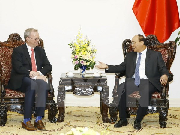 越南政府总理阮春福会见谷歌母公司Alphabet代表团 ảnh 1