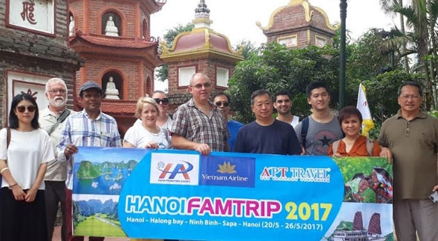 澳大利亚17家旅行社和新闻媒体赴越考察旅游线路 ảnh 1