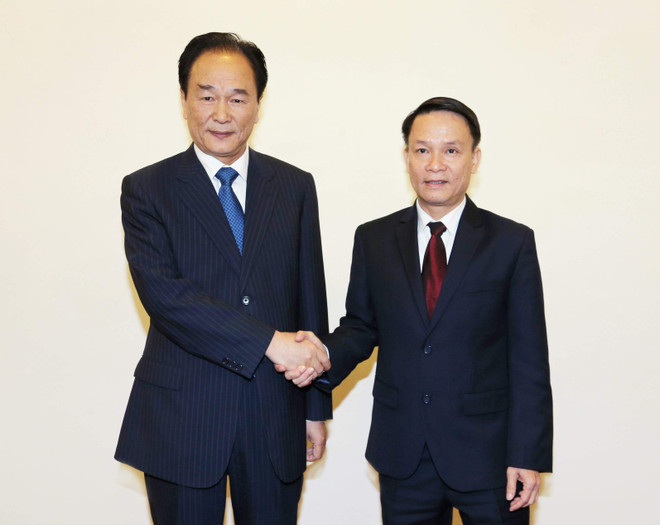 越通社与新华社签署新合作协议 ảnh 1 越通社与新华社签署新合作协议 ảnh 1