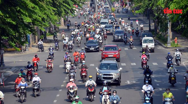 春节后人民纷纷返回胡志明市 新山一机场客运量创假期新高 ảnh 1 春节后人民纷纷返回胡志明市 新山一机场客运量创假期新高 ảnh 1