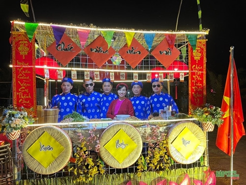 设在南苏丹的春节展销会吸引国际友人的关注 ảnh 1 设在南苏丹的春节展销会吸引国际友人的关注 ảnh 1