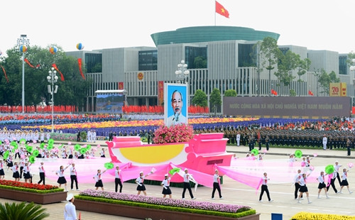 独立与雄强 ảnh 1 独立与雄强 ảnh 1