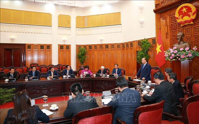 阮春福总理会见越南驻外大使和首席代表 ảnh 1 阮春福总理会见越南驻外大使和首席代表 ảnh 1