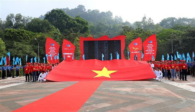 2019 年“我爱我祖国”活动在富寿省正式启动 ảnh 1 2019 年“我爱我祖国”活动在富寿省正式启动 ảnh 1