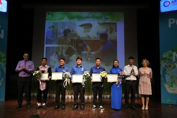 法国大使承诺将与越南一道同行应对气候变化和开展灾后重建 ảnh 1 法国大使承诺将与越南一道同行应对气候变化和开展灾后重建 ảnh 1