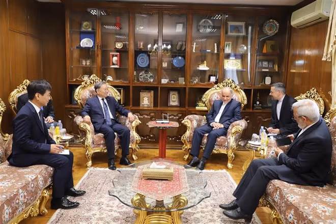 越南公安部与伊朗各执法机关加强合作关系 ảnh 3 越南公安部与伊朗各执法机关加强合作关系 ảnh 3