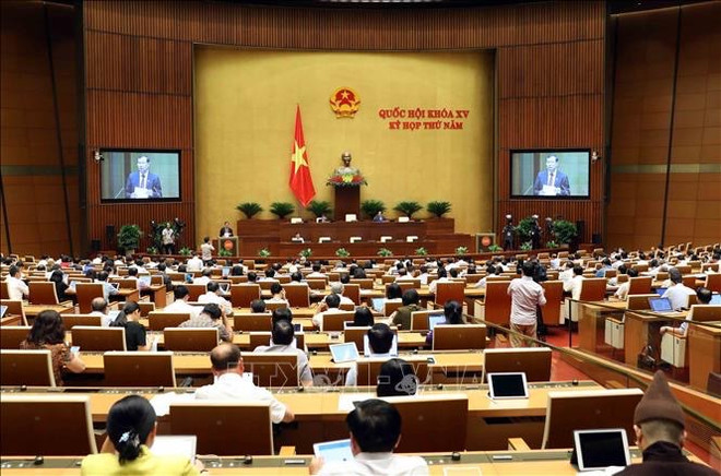 越南第十五届国会第五次会议新闻公报(第五号) ảnh 1 越南第十五届国会第五次会议新闻公报(第五号) ảnh 1