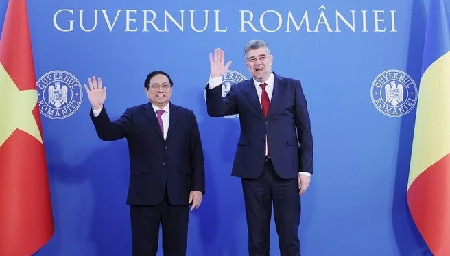 外交部长裴青山：范明政总理访欧之旅取得多方面成功 ảnh 3