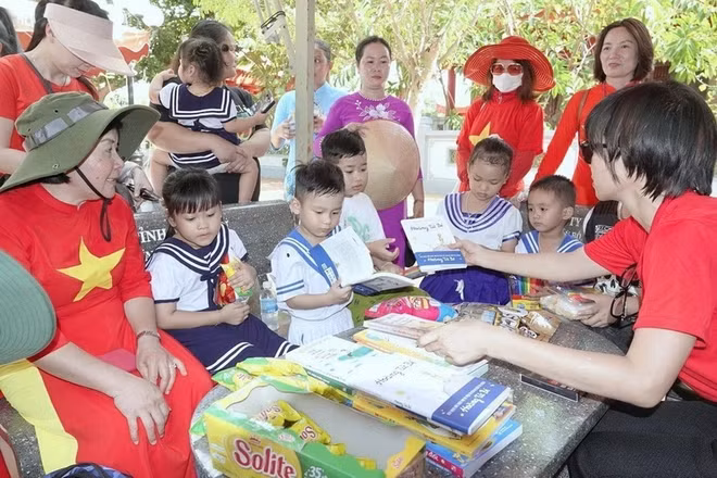 越南需要建立开放机制来吸引和发挥海外侨胞资源 ảnh 1