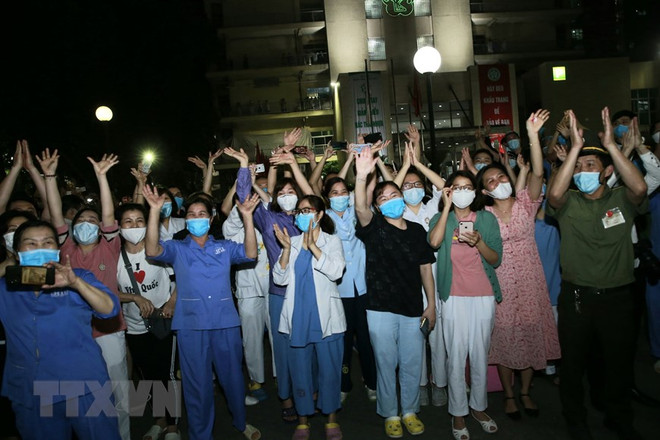 白梅医院完成14天的隔离期并恢复普通门诊 ảnh 1