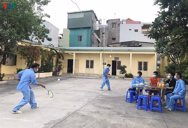 新冠肺炎疫情:14天集中隔离也是深刻感受到被爱的美妙体验 ảnh 1 新冠肺炎疫情:14天集中隔离也是深刻感受到被爱的美妙体验 ảnh 1