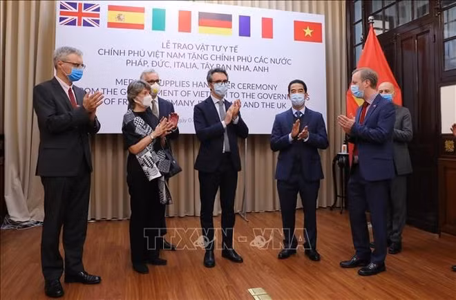 德国外交部感谢越南政府和人民为防疫工作所给予的帮助 ảnh 1 德国外交部感谢越南政府和人民为防疫工作所给予的帮助 ảnh 1