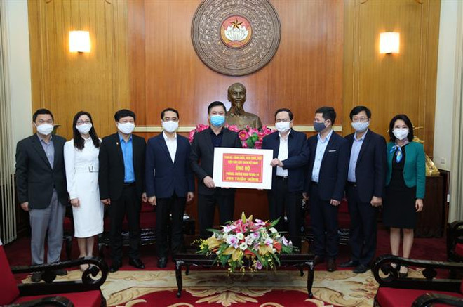 旅居美国越南侨胞相信越南将早日击退新冠肺炎疫情 ảnh 1 旅居美国越南侨胞相信越南将早日击退新冠肺炎疫情 ảnh 1