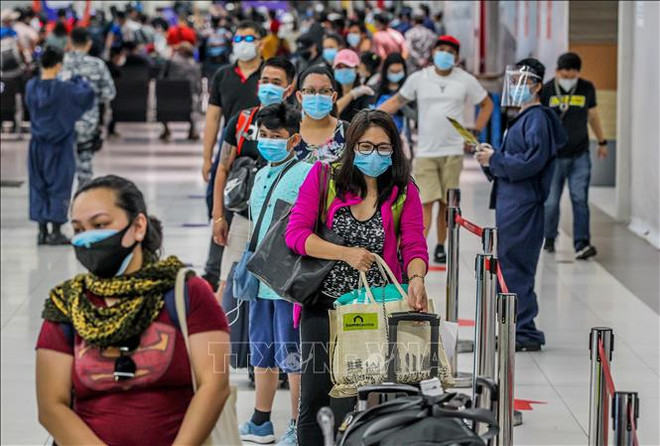 菲律宾经济因新冠肺炎疫情影响缓慢复苏 ảnh 1