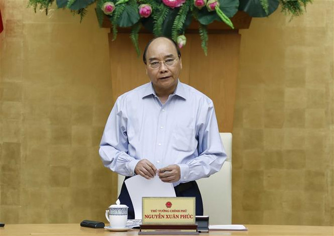 阮春福总理:丝毫不放松、不懈怠扑灭疫情 保障高中毕业考试安全进行 ảnh 2 阮春福总理:丝毫不放松、不懈怠扑灭疫情 保障高中毕业考试安全进行 ảnh 2