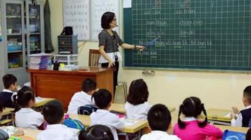 河内是全国15 岁以上的人口中识字率最高的城市 ảnh 1