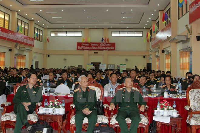 第4次越老军医科学会议在老挝举行 ảnh 1 第4次越老军医科学会议在老挝举行 ảnh 1