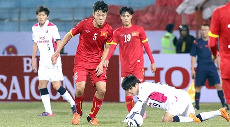 越南U23足球队与日本大阪塞雷佐足球队以2比2战平 ảnh 1 越南U23足球队与日本大阪塞雷佐足球队以2比2战平 ảnh 1