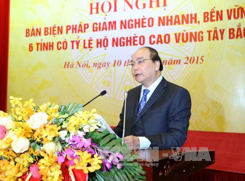 阮春福副总理:西北地区各省应努力提高教育培训质量将其视为减贫的根本措施 ảnh 2 阮春福副总理:西北地区各省应努力提高教育培训质量将其视为减贫的根本措施 ảnh 2