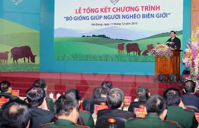 “为边境地区贫民提供种牛”计划提前一年完成 ảnh 1 “为边境地区贫民提供种牛”计划提前一年完成 ảnh 1