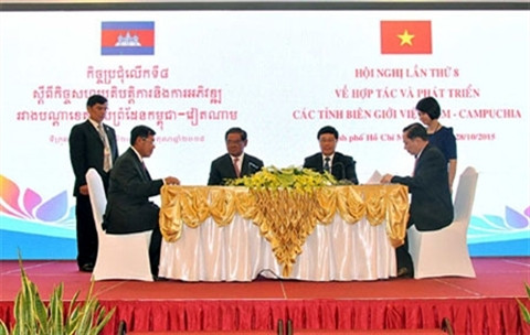 越柬两国携手共建和平发展的边界线 ảnh 1 越柬两国携手共建和平发展的边界线 ảnh 1