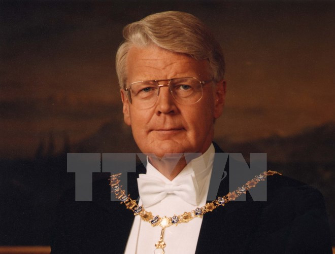 冰岛共和国总统和夫人开始对越南进行国事访问 ảnh 1