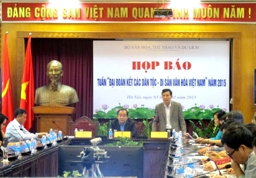 为2015年“各族人民大团结-越南文化遗产”周做好准备 ảnh 1 为2015年“各族人民大团结-越南文化遗产”周做好准备 ảnh 1
