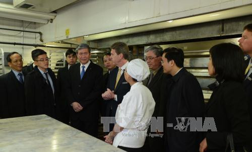 丁世兄圆满结束对美国访问回国 ảnh 1 丁世兄圆满结束对美国访问回国 ảnh 1