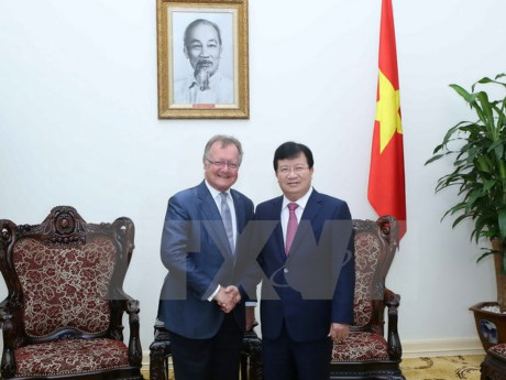 越南政府副总理郑廷勇会见哈佛大学品牌塑造营销专家 ảnh 1 越南政府副总理郑廷勇会见哈佛大学品牌塑造营销专家 ảnh 1