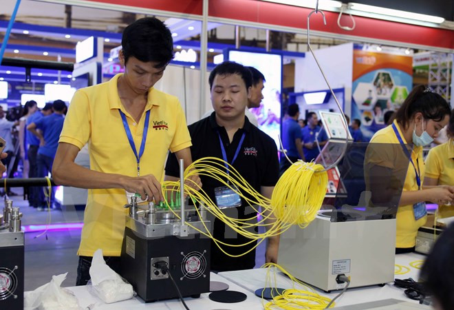 2016年越南国际通讯展正式开展 ảnh 4 2016年越南国际通讯展正式开展 ảnh 4