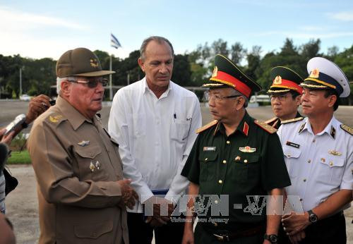 越南国防部高级代表团对古巴进行正式友好访问 ảnh 1 越南国防部高级代表团对古巴进行正式友好访问 ảnh 1