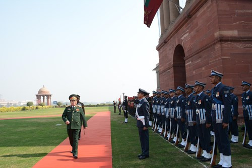 防务合作已成为越印两国全面战略伙伴关系中的重要支柱 ảnh 1 防务合作已成为越印两国全面战略伙伴关系中的重要支柱 ảnh 1