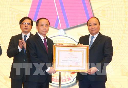 阮春福总理：为中小型企业营造更加公平透明的营商环境 ảnh 1