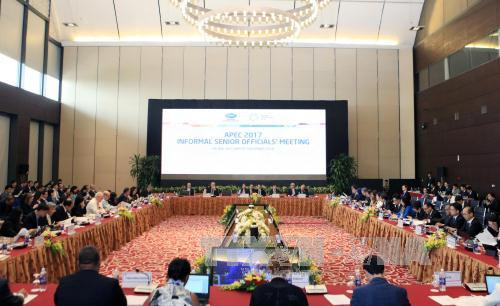 亚太经合组织非正式高官会今日在河内拉开序幕 ảnh 1