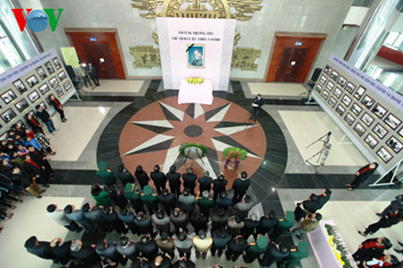 越南以国葬规格为古巴领袖菲德尔·卡斯特罗举行全国悼念仪式 ảnh 1 越南以国葬规格为古巴领袖菲德尔·卡斯特罗举行全国悼念仪式 ảnh 1