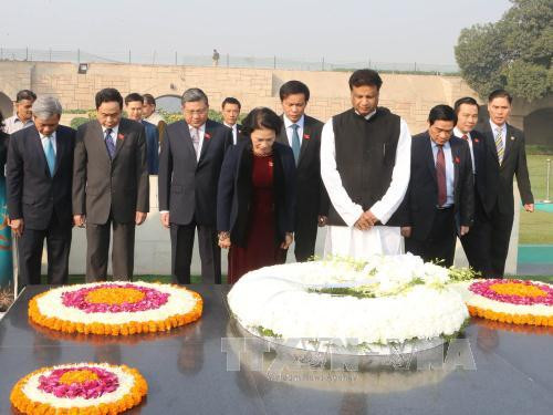 越南国会主席阮氏金银会见印共总书记亚秋里 ảnh 3 越南国会主席阮氏金银会见印共总书记亚秋里 ảnh 3