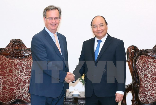 越南政府总理阮春福会见西班牙驻越大使 ảnh 1 越南政府总理阮春福会见西班牙驻越大使 ảnh 1