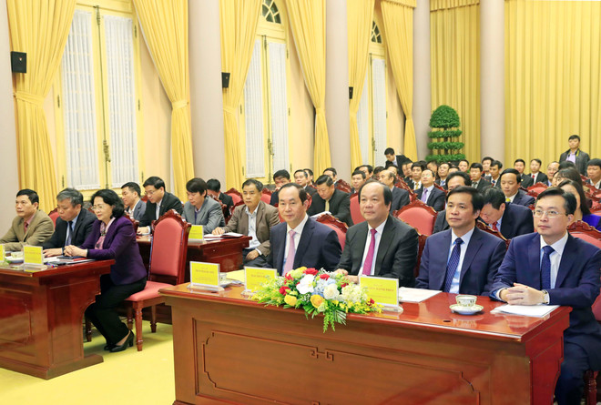 国家主席陈大光出席越南国家主席办公厅2017年工作总结暨2018年任务部署会议（组图） ảnh 1