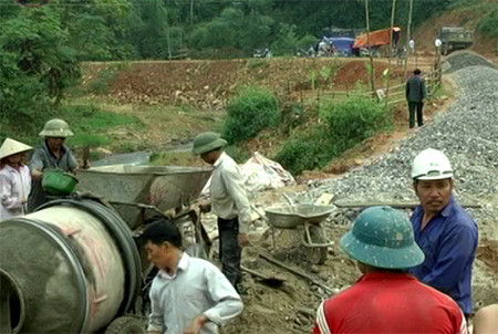 安沛省绥禄乡保持和提高新农村建设标准 ảnh 1 安沛省绥禄乡保持和提高新农村建设标准 ảnh 1