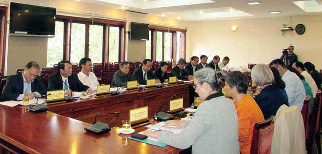 荷兰、丹麦和瑞士驻越大使了解西原可持续发展计划 ảnh 1