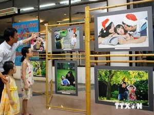 2016年越南家庭日开幕式举行 ảnh 1