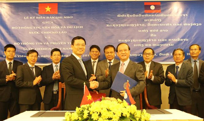 越南与老挝推动信息传媒合作迈上新台阶 ảnh 1 越南与老挝推动信息传媒合作迈上新台阶 ảnh 1